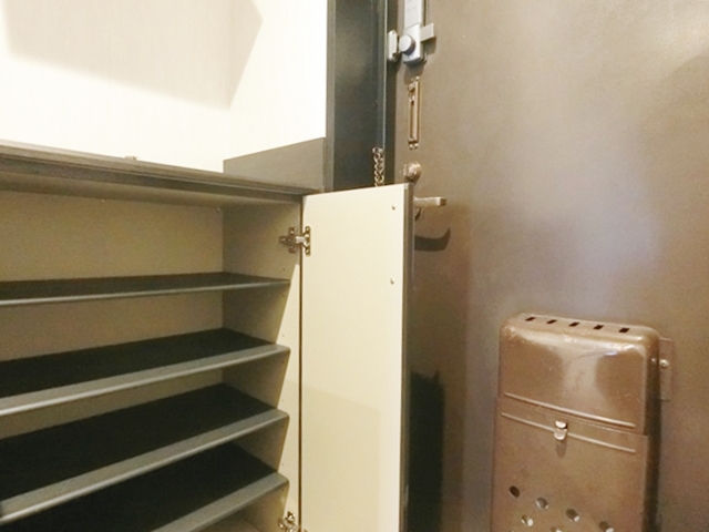 自慢の部屋で贅沢リノべ 204の内観