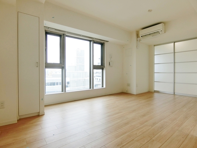 都立大ヒルズに住まう。 604の内観