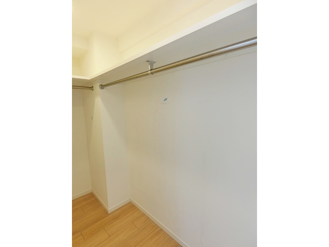 都立大ヒルズに住まう。 604の内観