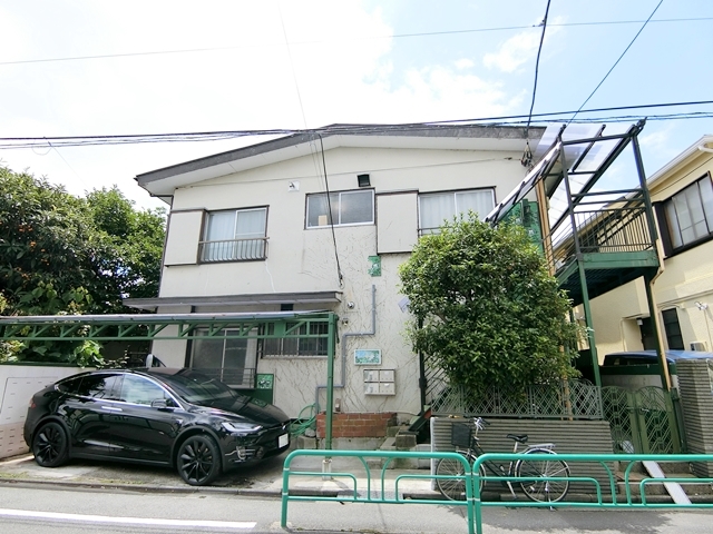 かわいい庭つき 103の外観
