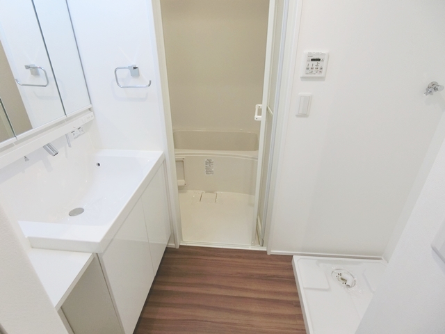 独立キッチン！ 103の内観