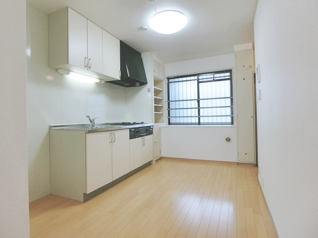 住みやすさ一番 202の内観