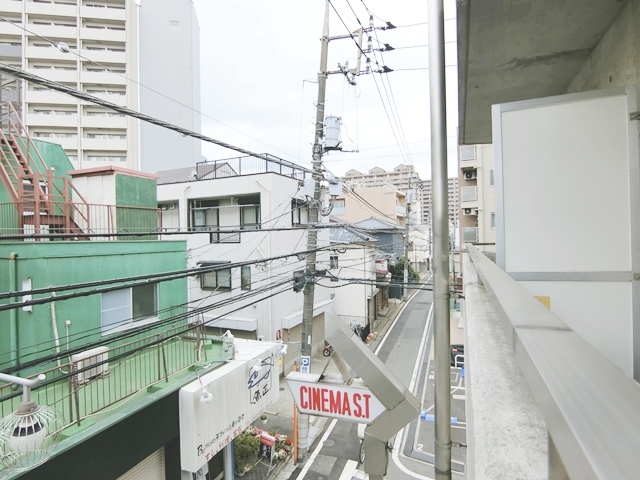 コンクリートの館 303の内観