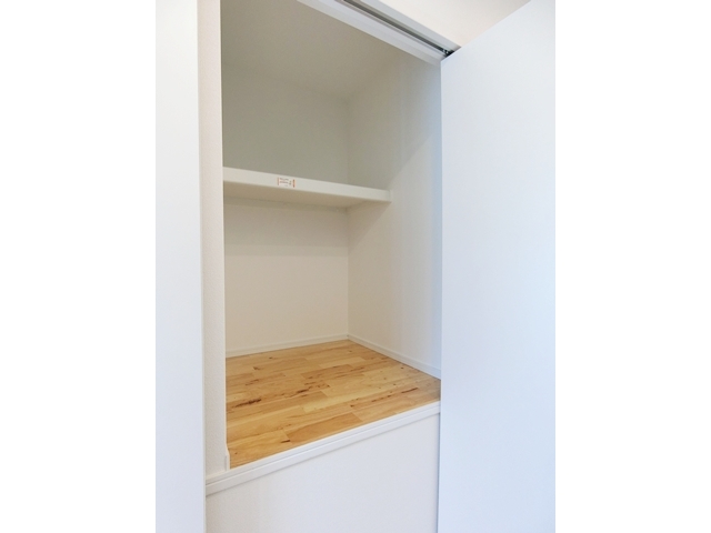 ダブルート野方③ 202の内観