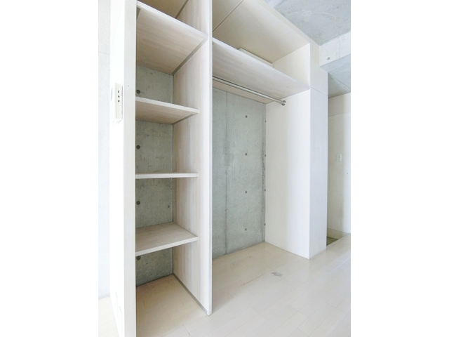 サンカク、三角、△！ 403の内観