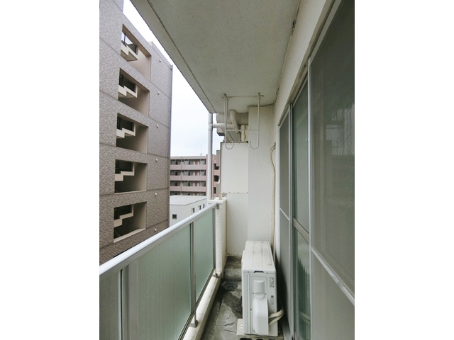 広々暮らせそうな空間 401の内観