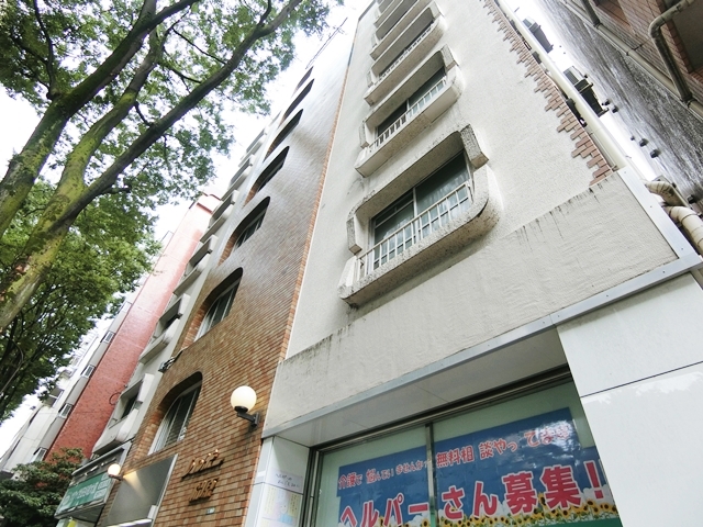 広々暮らせそうな空間 401の外観