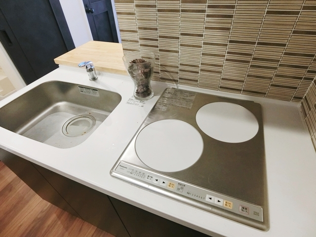 カフェ風デザインを満喫 502の内観