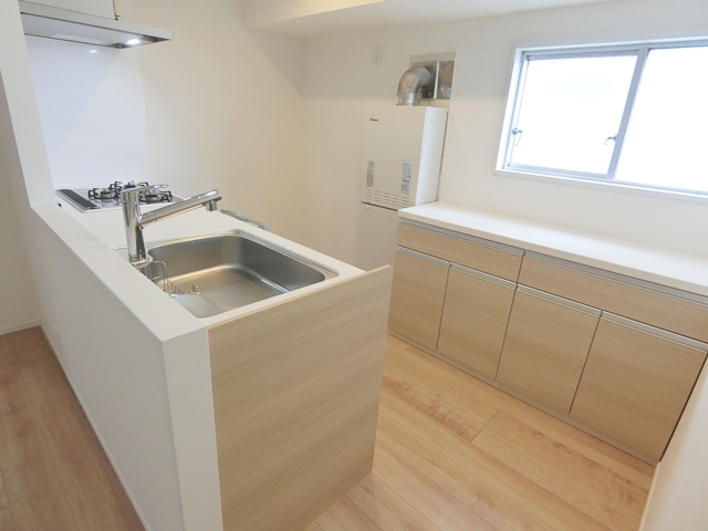 駅からひと続き！ 701の内観