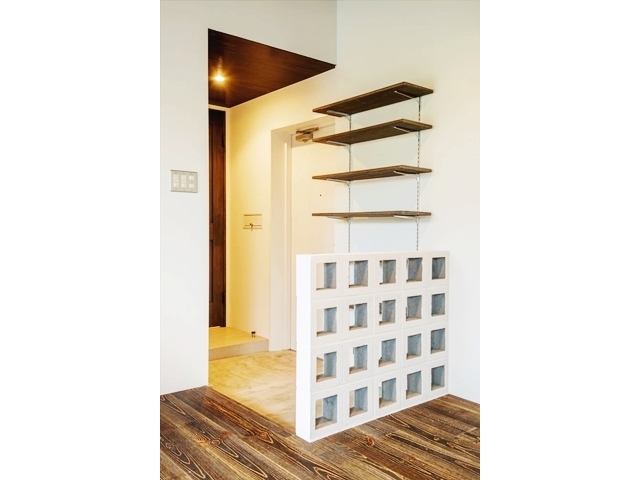 スローなライフスタイル 206の内観