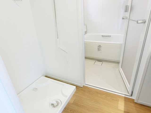 日差しが神々しい部屋 5Cの内観