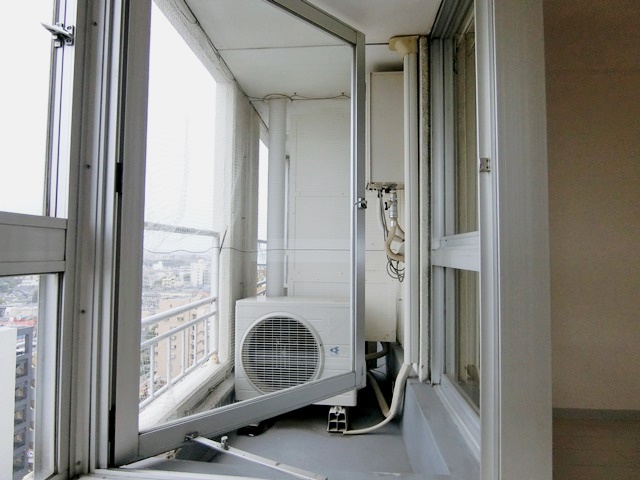 外は築古、中はピカピカ 1409の内観