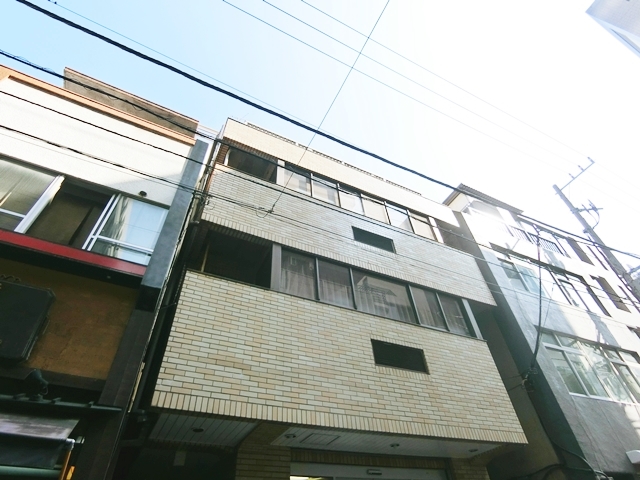 やっぱりナチュラル 301の外観
