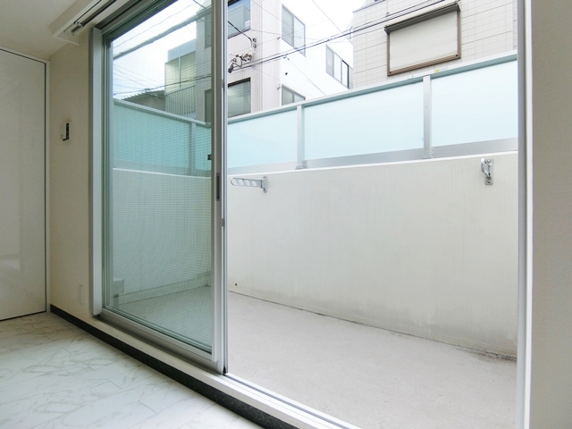 こだわりの真っ白暮らし 101の内観