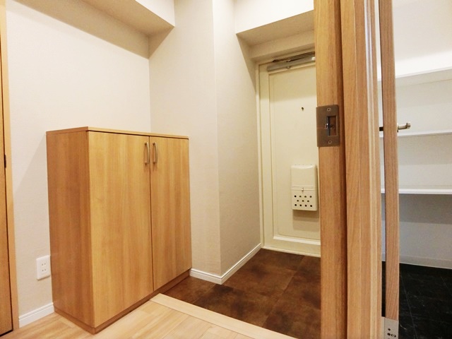あなた色に染まります 303の内観