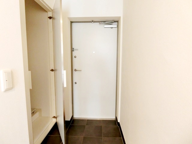 光差す明日へ 308の内観