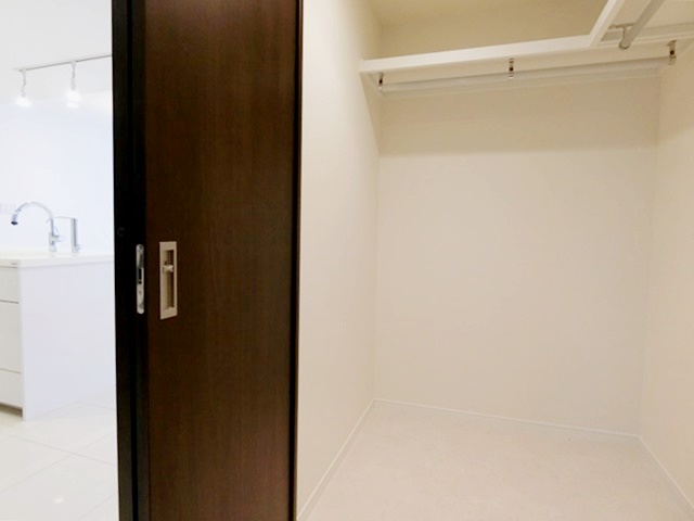 ヴィンテージの味わい 106の内観