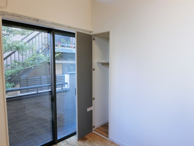 見上げたくなる部屋 101の内観
