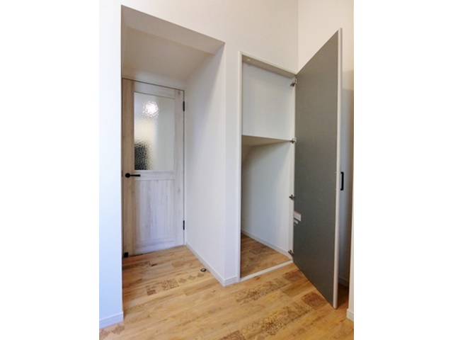 見上げたくなる部屋 101の内観