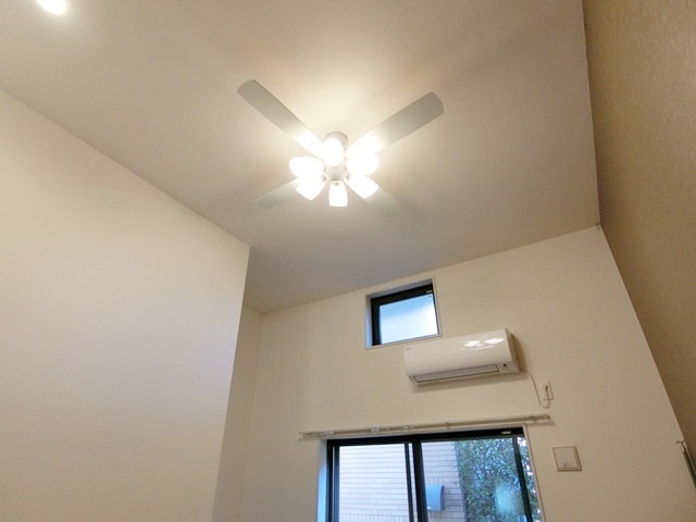 2階かと思えばロフト 103の内観