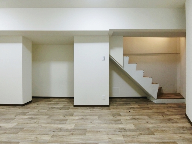 職場はオシャレ物件① 101の内観