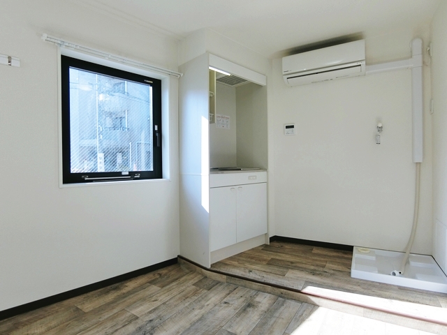 職場はオシャレ物件① 101の内観