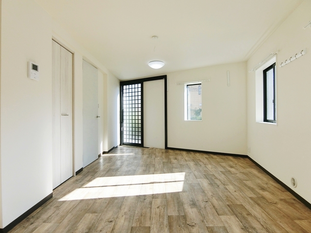 職場はオシャレ物件① 101の内観