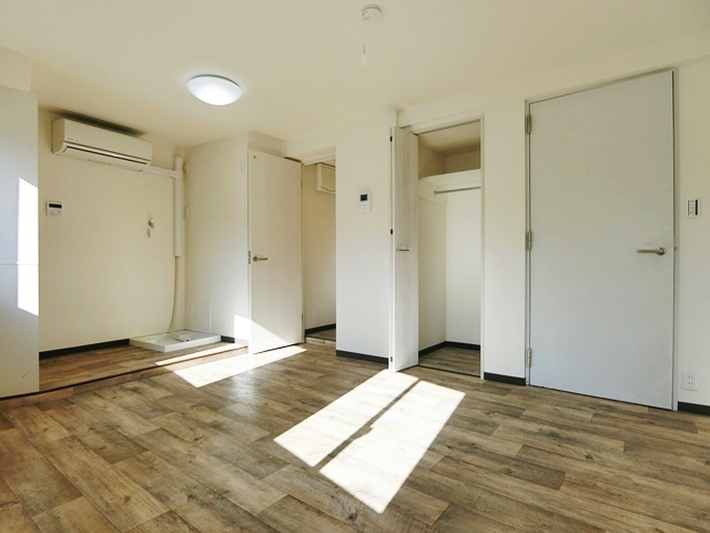 職場はオシャレ物件① 101の内観