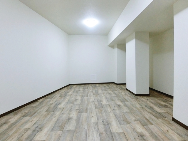 職場はオシャレ物件① 101の内観