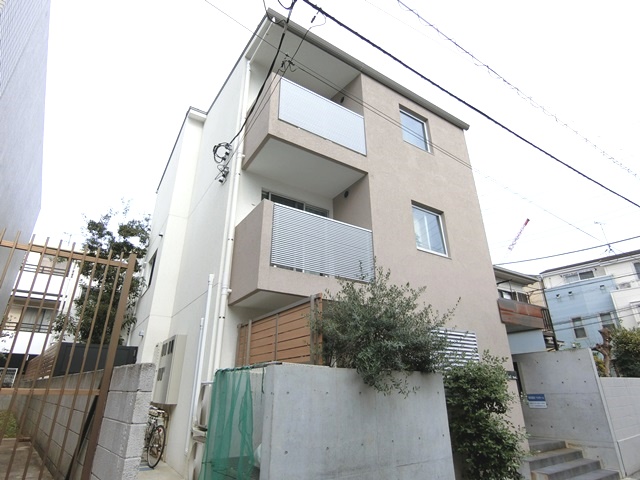 シモキタ満喫! 102の外観