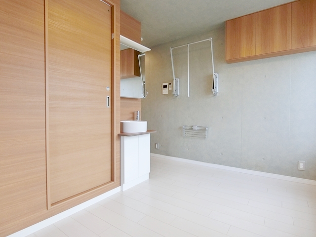 お得リノベ 303の内観