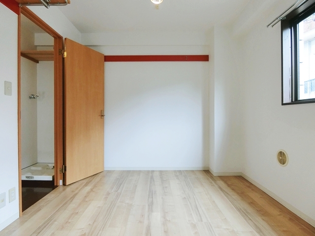 HOTな街で二人暮らし 202の内観