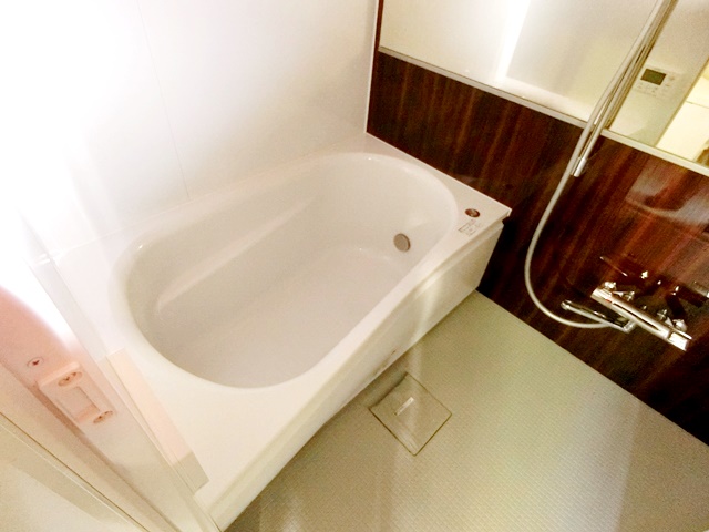 艶と煌めき溢るる部屋 Gの内観