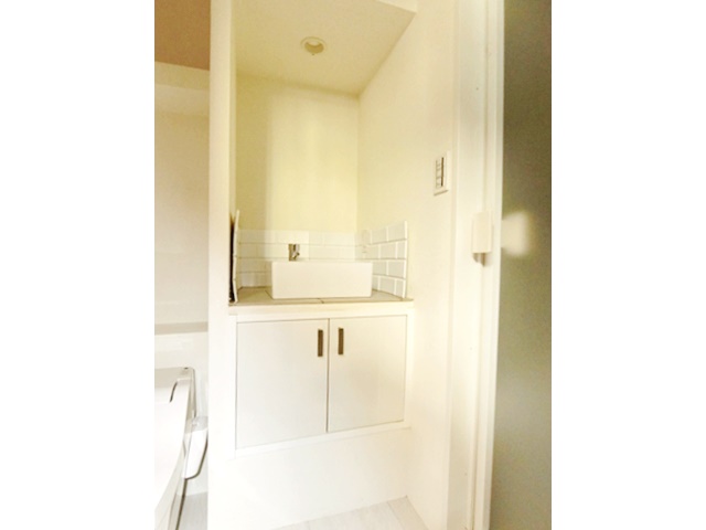 艶と煌めき溢るる部屋 Gの内観