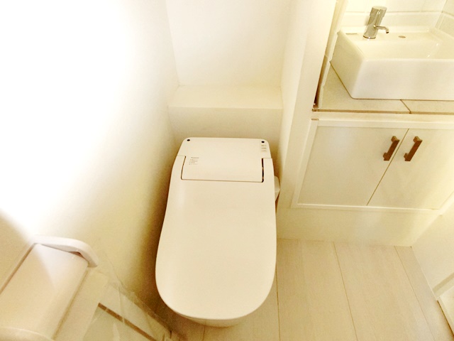 艶と煌めき溢るる部屋 Gの内観