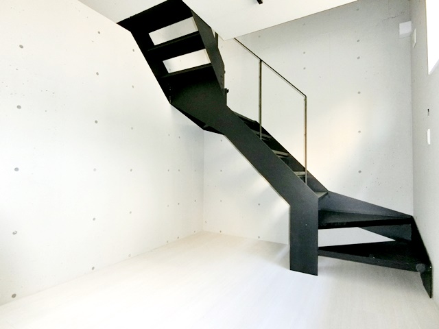 艶と煌めき溢るる部屋 Gの内観