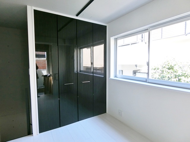 艶と煌めき溢るる部屋 Gの内観