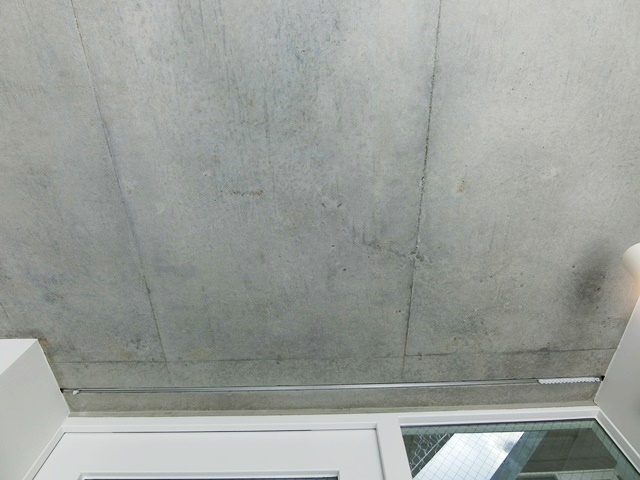 自由な暮らしを求めて 203の内観