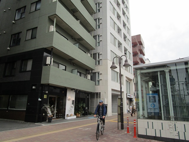 ほぼ駅上!1DK 402の外観