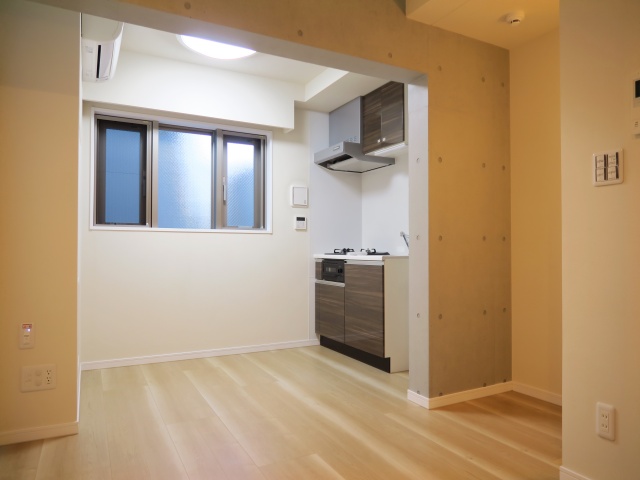 秘密の地下室へようこそ 105の内観