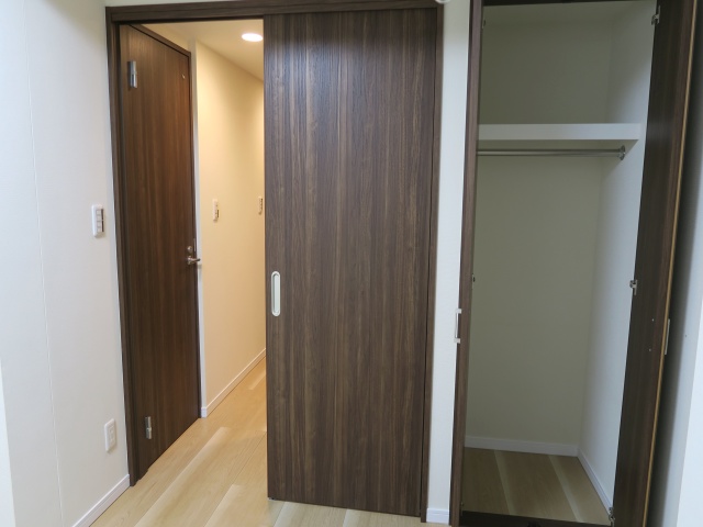 秘密の地下室へようこそ 105の内観