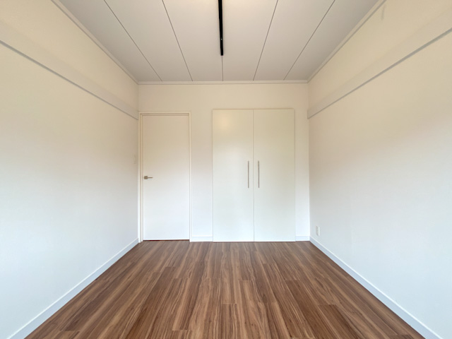 Earth color renovation 305の内観