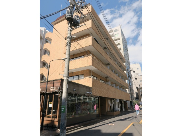 渋谷に住む。 603の外観