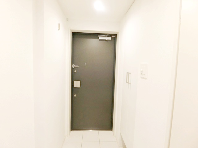 コンクリと緑 201の内観