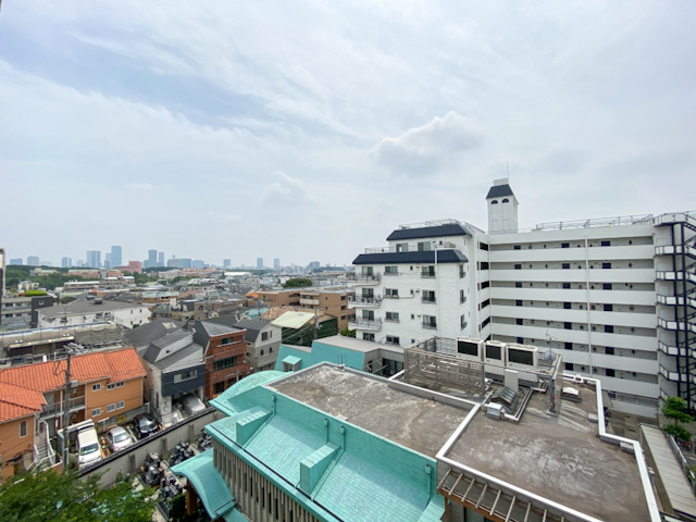 見晴らしルーム 703の内観