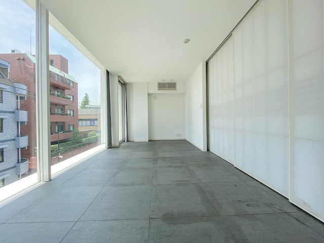 PANORAMA 4Fの内観