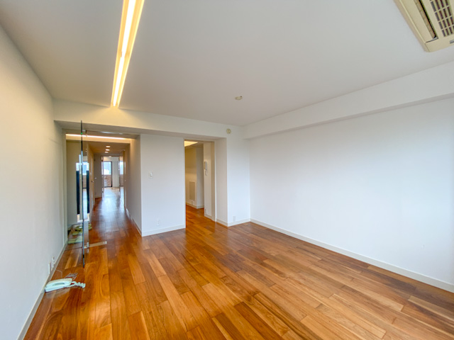 緑がみえる家 1002の内観