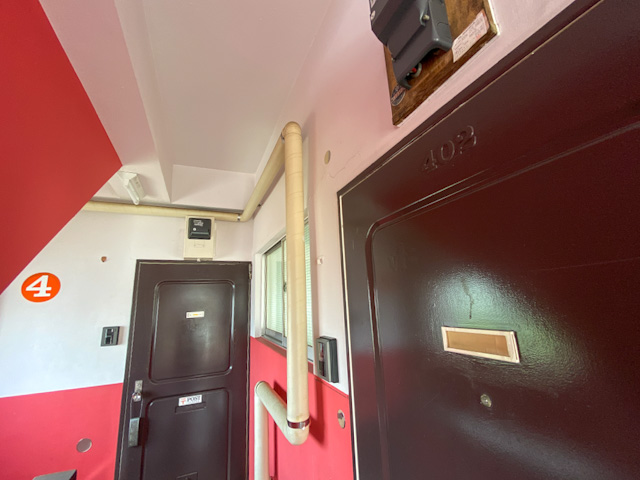 この空は僕のもの 402の内観