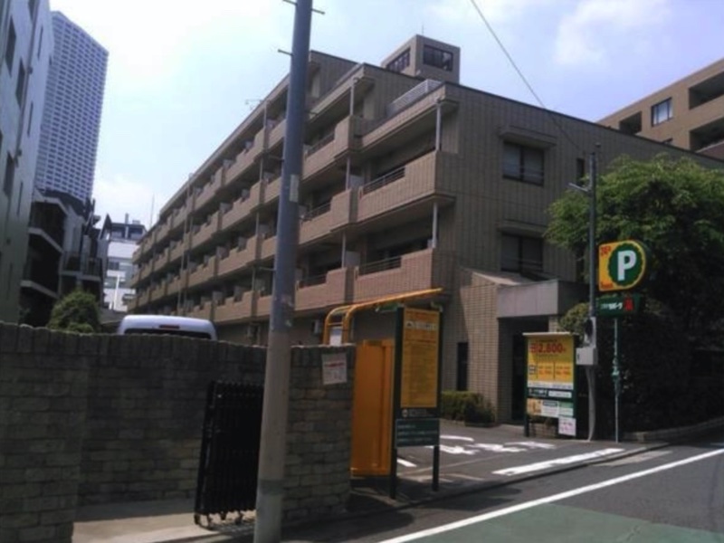 ヘリンボーン贔屓 315の内観
