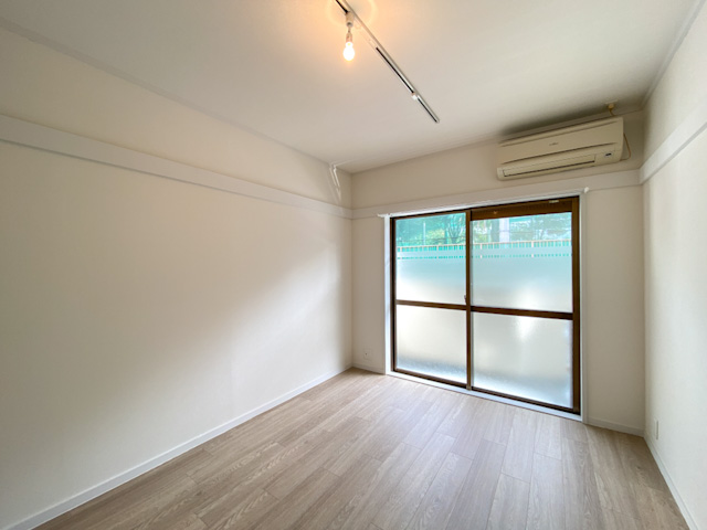 清く柔く 105の内観